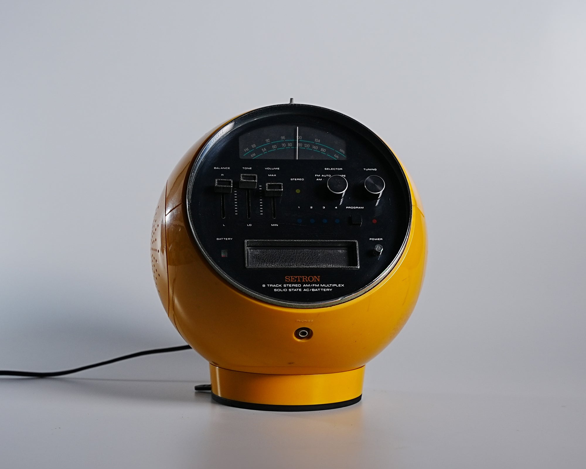 Setron 2001 AM/FM Radio & 8-Track Player