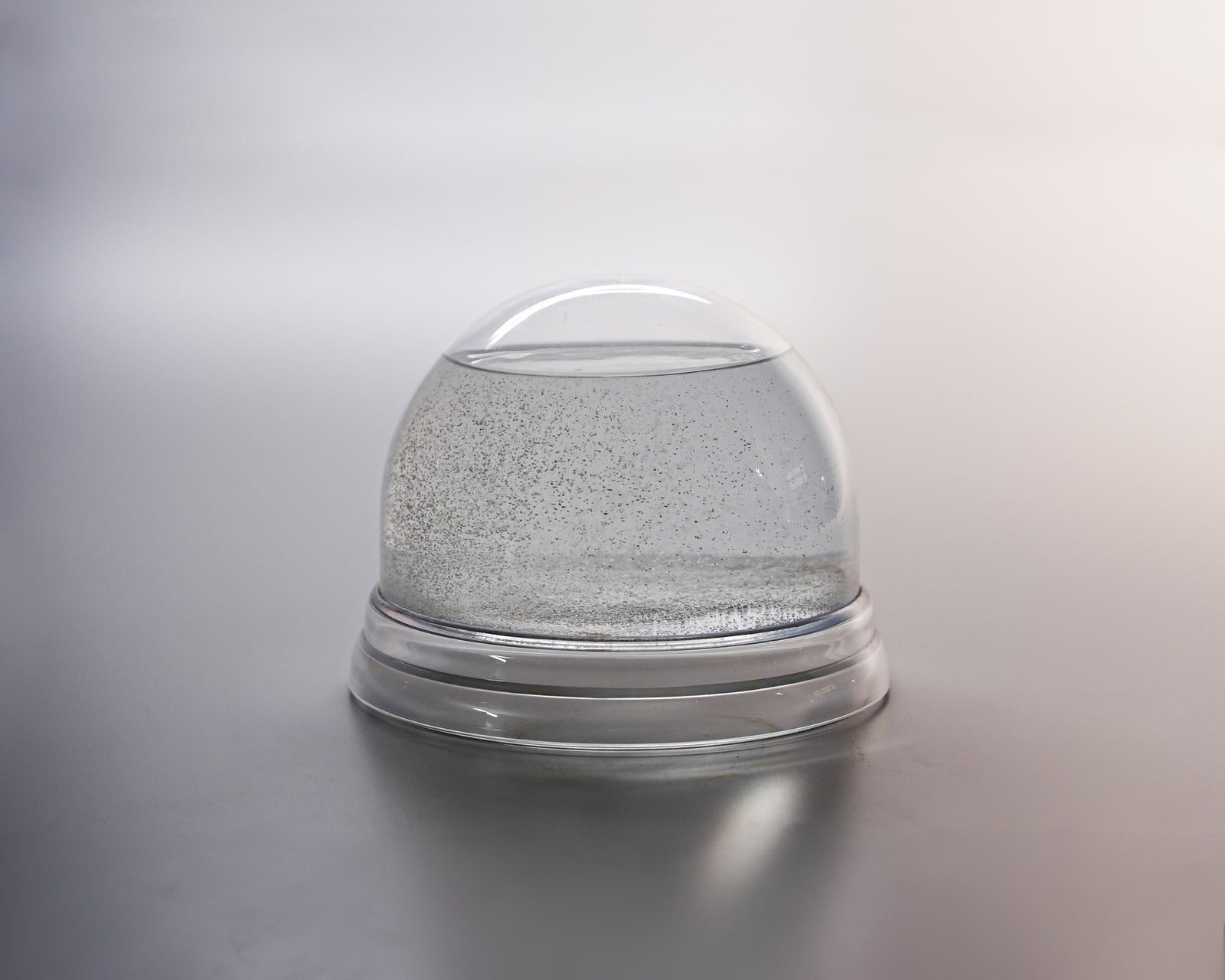 Maison Martin Margiela – Giant Souvenir Snowball (Fall/Winter 2009)